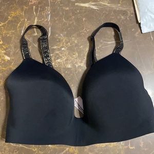Victoria Secret’s Black Bra 34DD